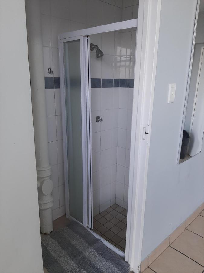 Unit 95 Oceanic - Self Catering, North Beach Durban Eksteriør billede